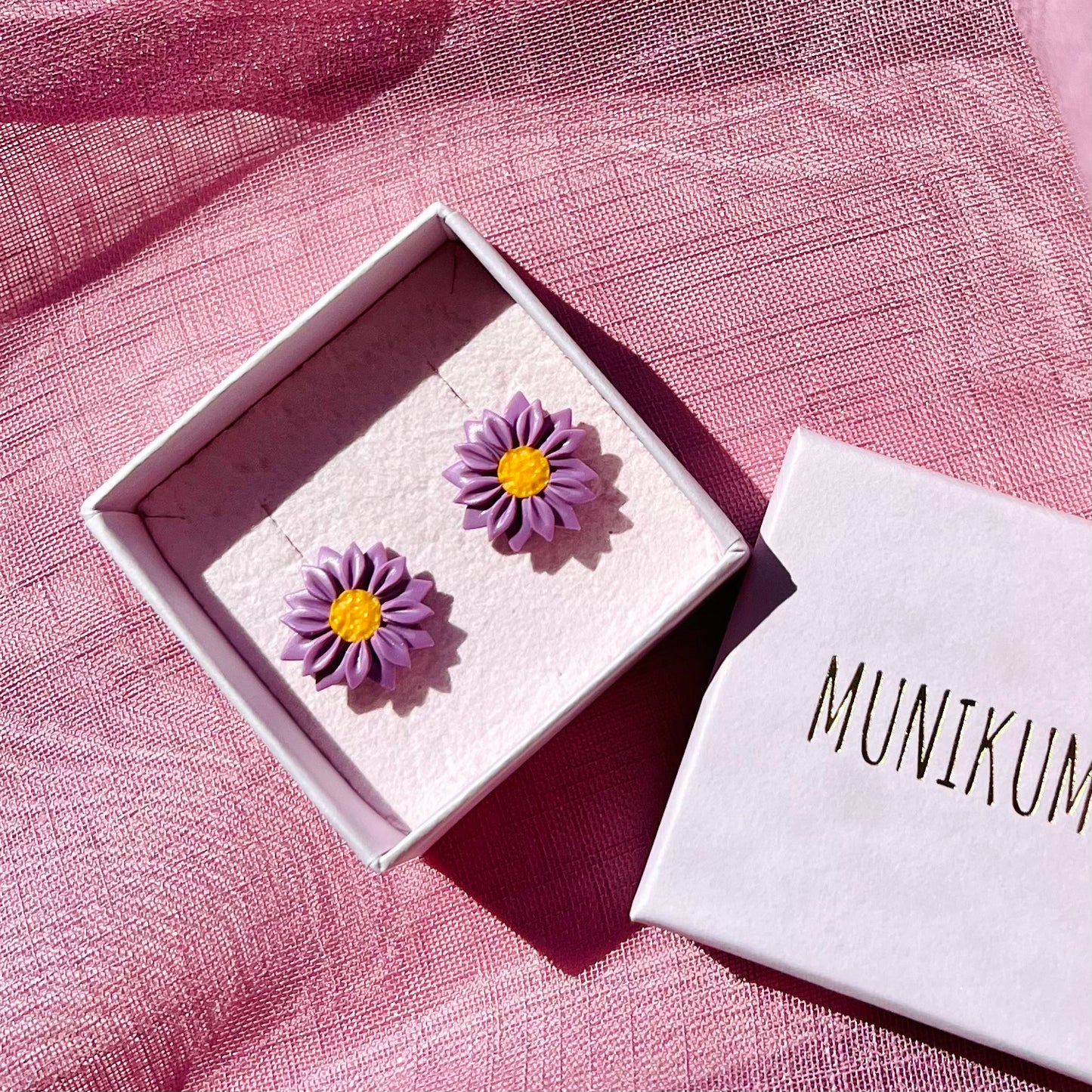 Små Blomster-ørestikkere