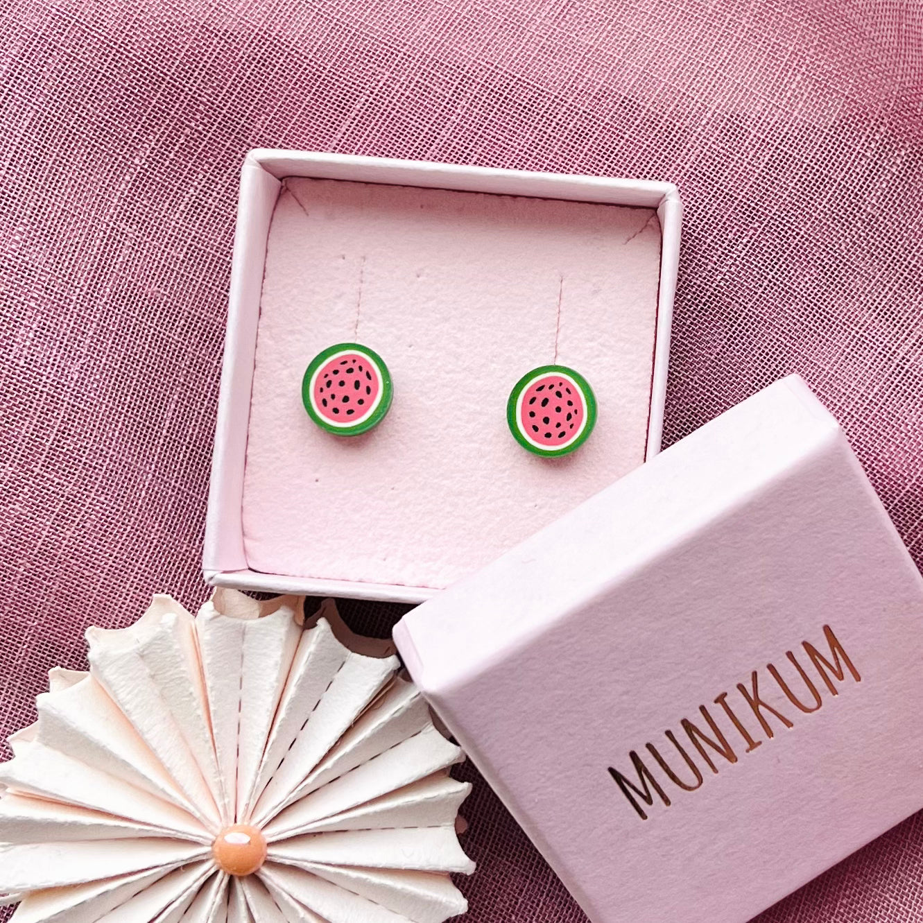 Små Vandmelon-ørestikkere