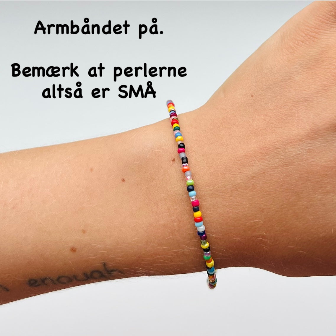 Multifarvet armbånd