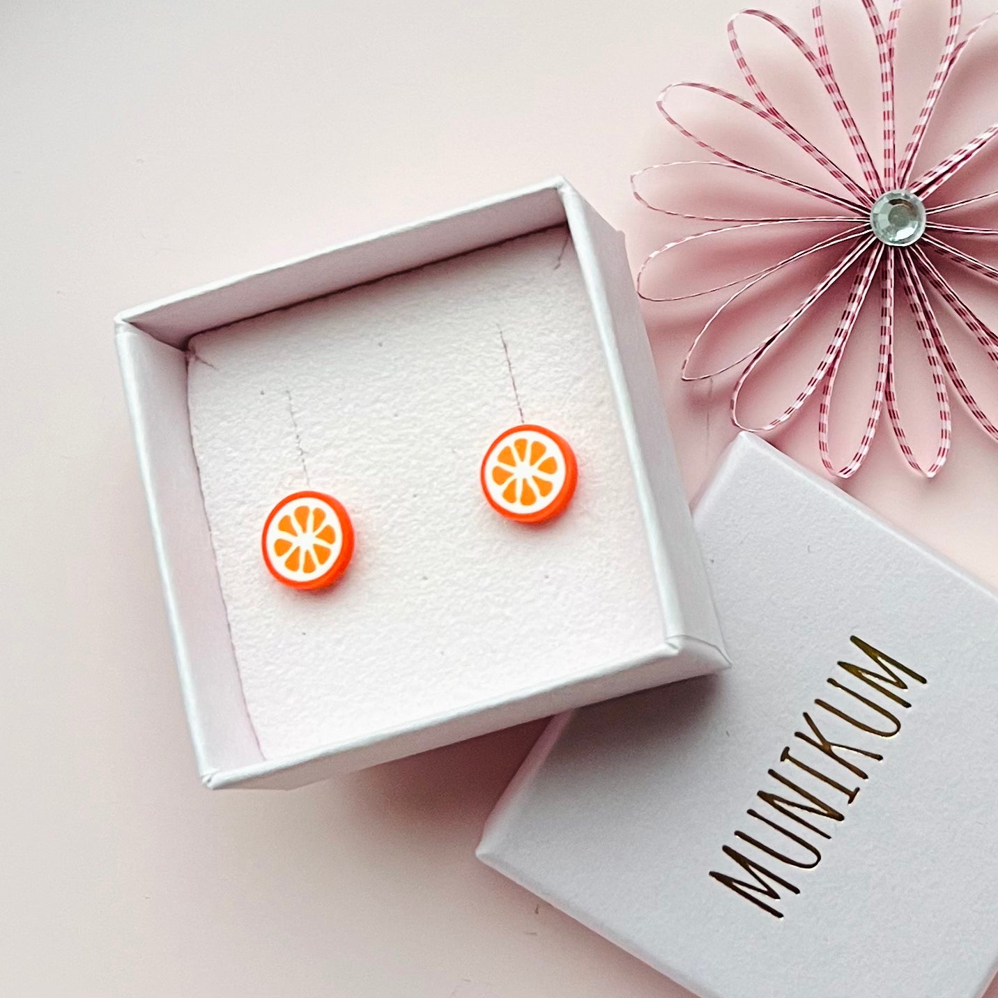 Små Appelsin-ørestikkere