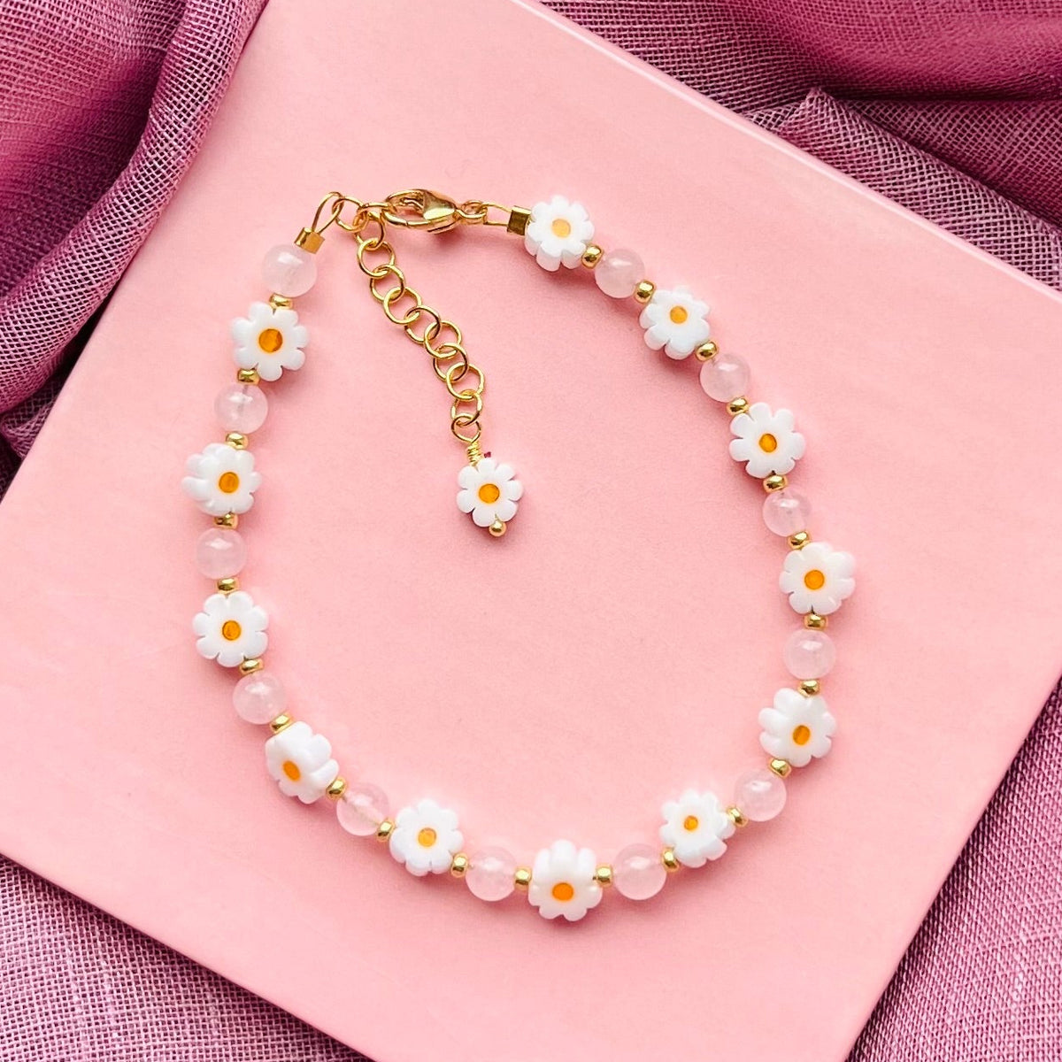 Unika Daisy Armbånd