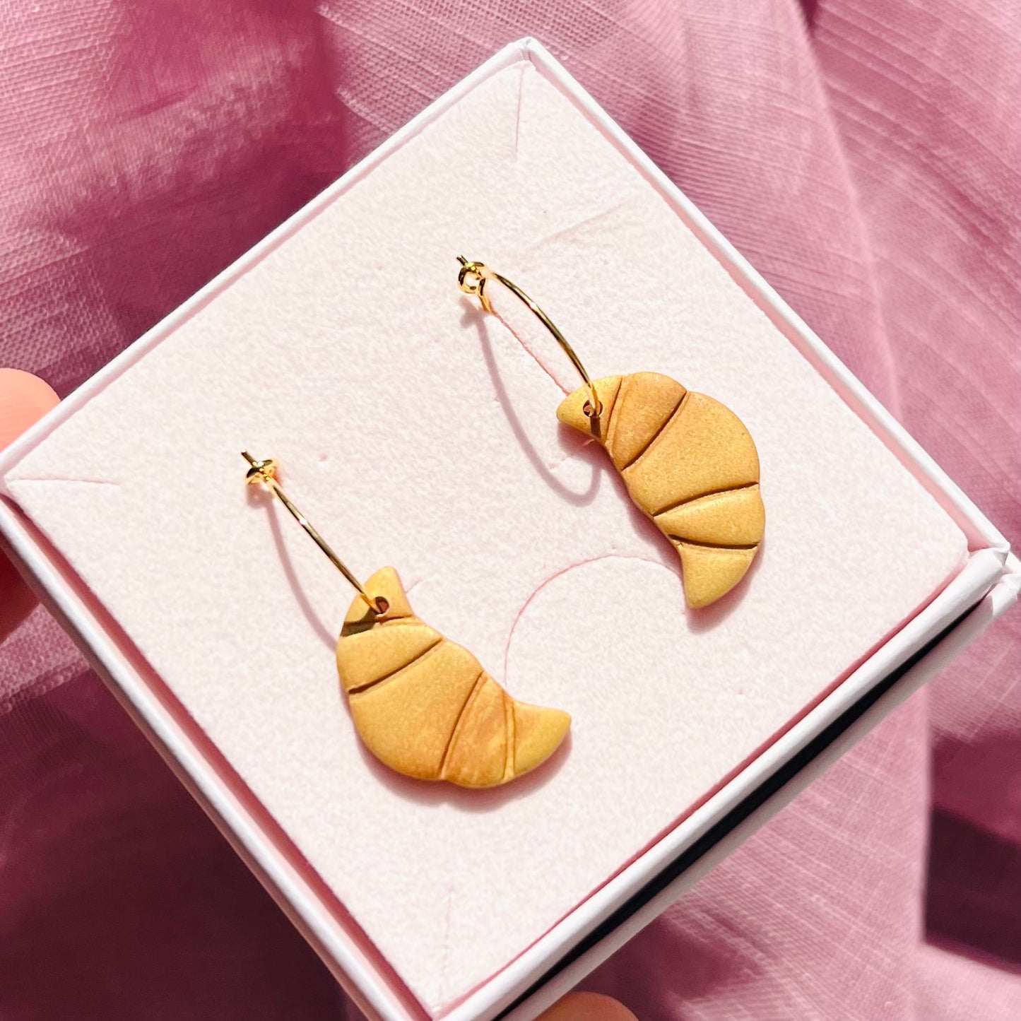 Crossiant Hoops